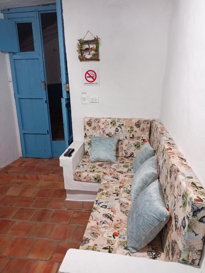 Apartamento Privado Maolga Apartment บาริชารา ภายนอก รูปภาพ